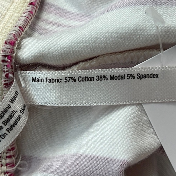 Soma Smart Striped Champagne Red Pink White Embraceable Drawstring Shorts NWT M - Picture 7 of 11